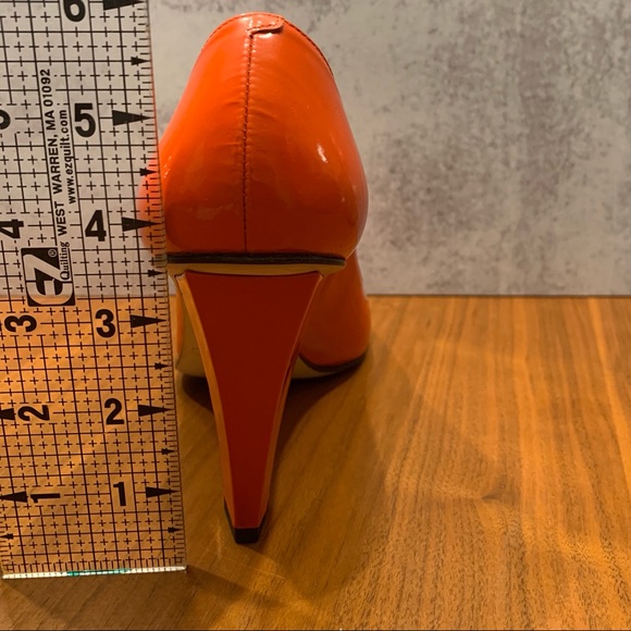 Jimmy Choo Mandarin Patent Peep Toe -Sz 39 Worn 1X - Picture 8 of 8